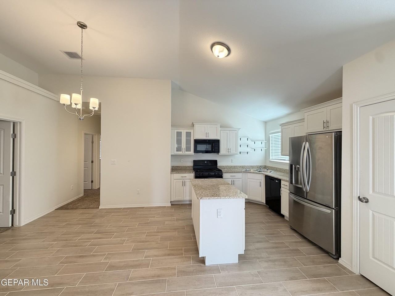 14343 Armando Silva Dr - Photo 4 of 27