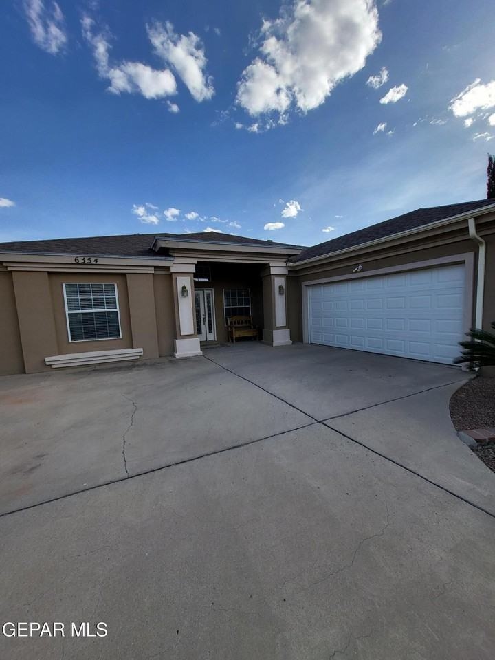 6354 Franklin View Dr - Photo 2 of 46