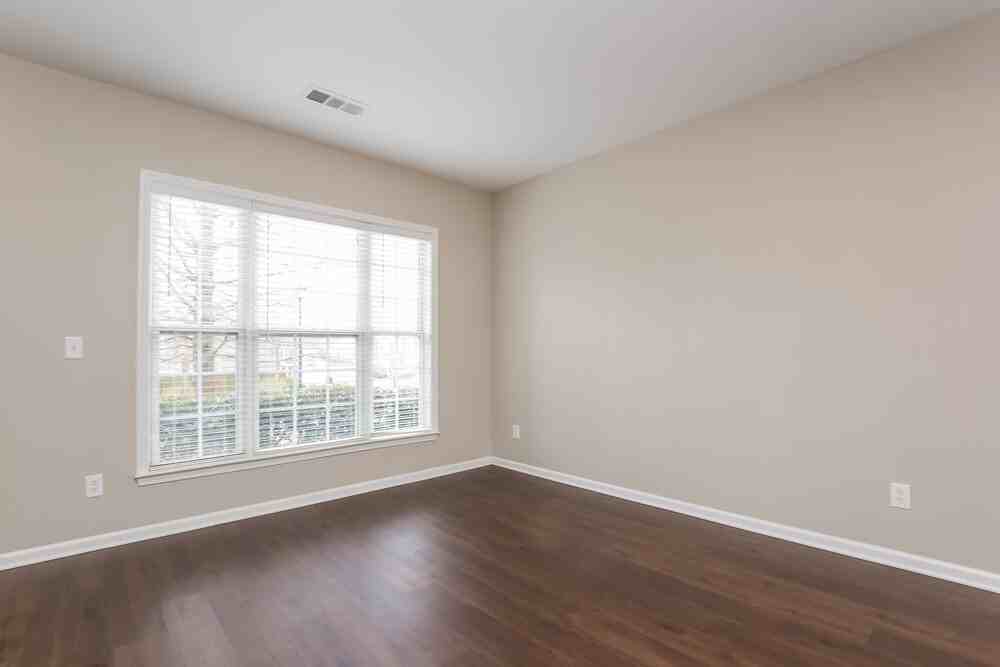 3670 Azurite St - Photo 4 of 15