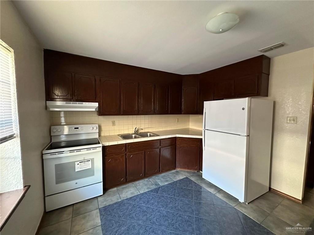 2700 N Birch St #B - Photo 7 of 10