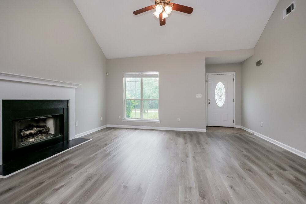 101 Floresta Dr - Photo 4 of 16