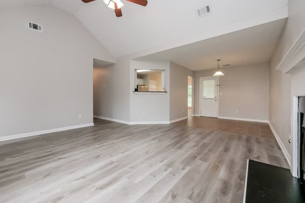 101 Floresta Dr - Photo 6 of 16