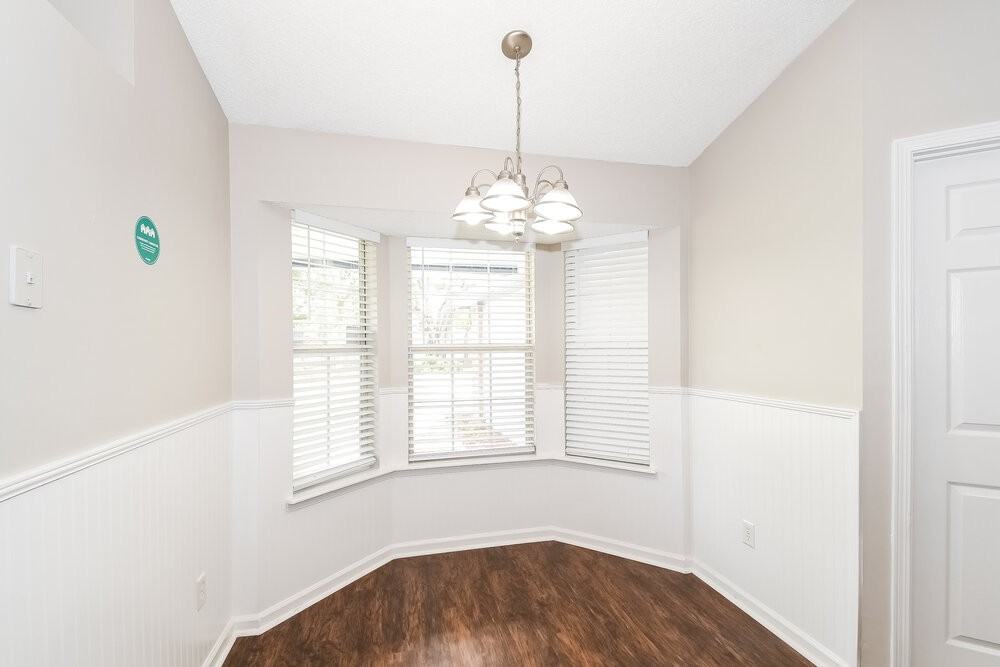 8522 Sugartree Dr - Photo 6 of 16