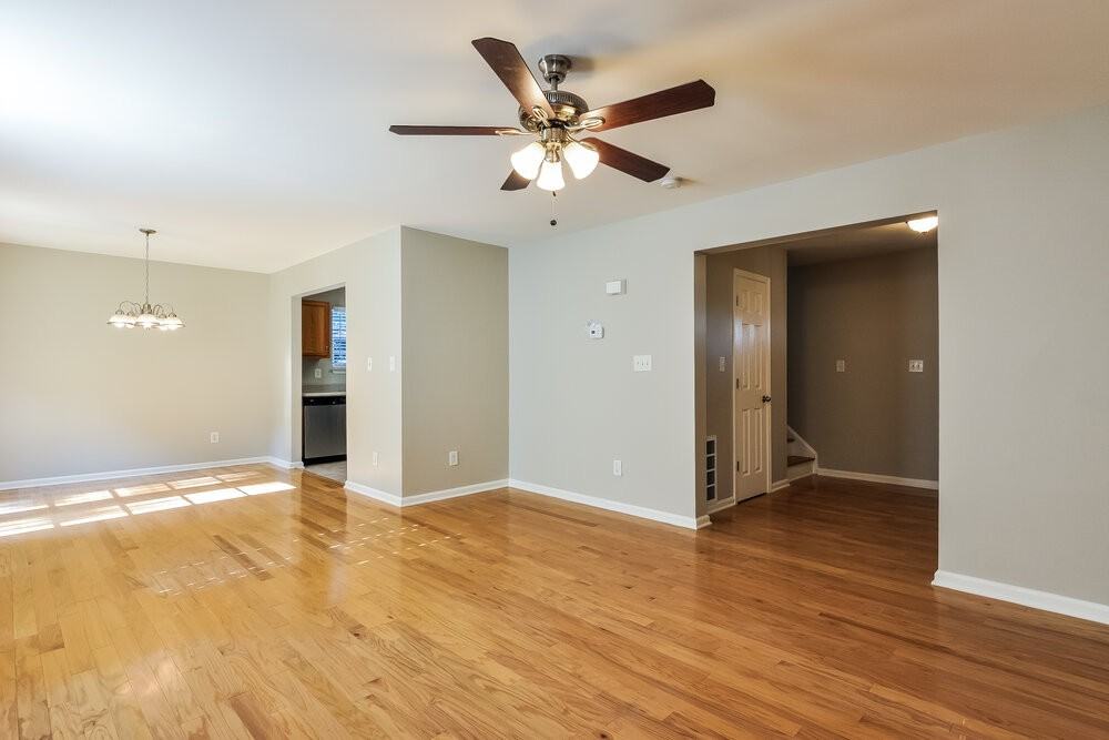 259 N Fuquay Springs Ave - Photo 4 of 14