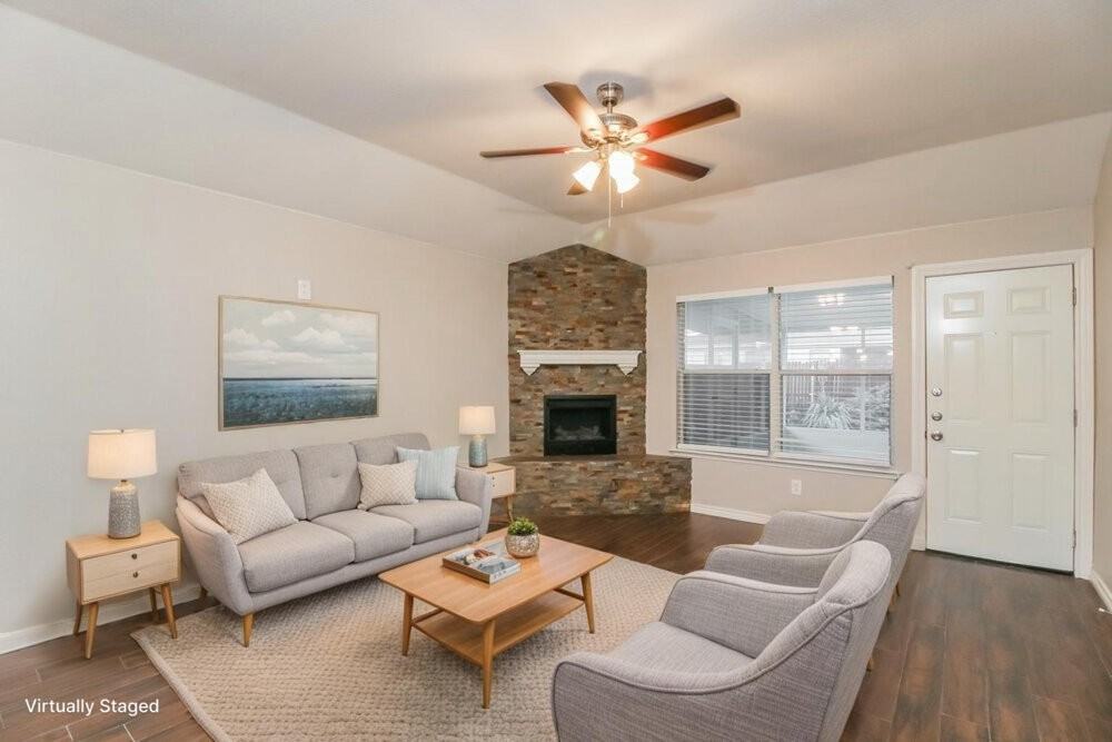 745 Poncho Ln - Photo 4 of 19
