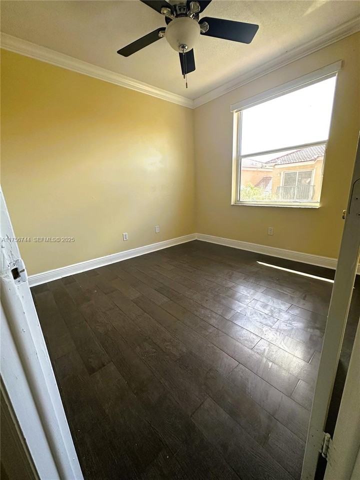 16102 Northwest 22nd Street - Photo 2 of 20