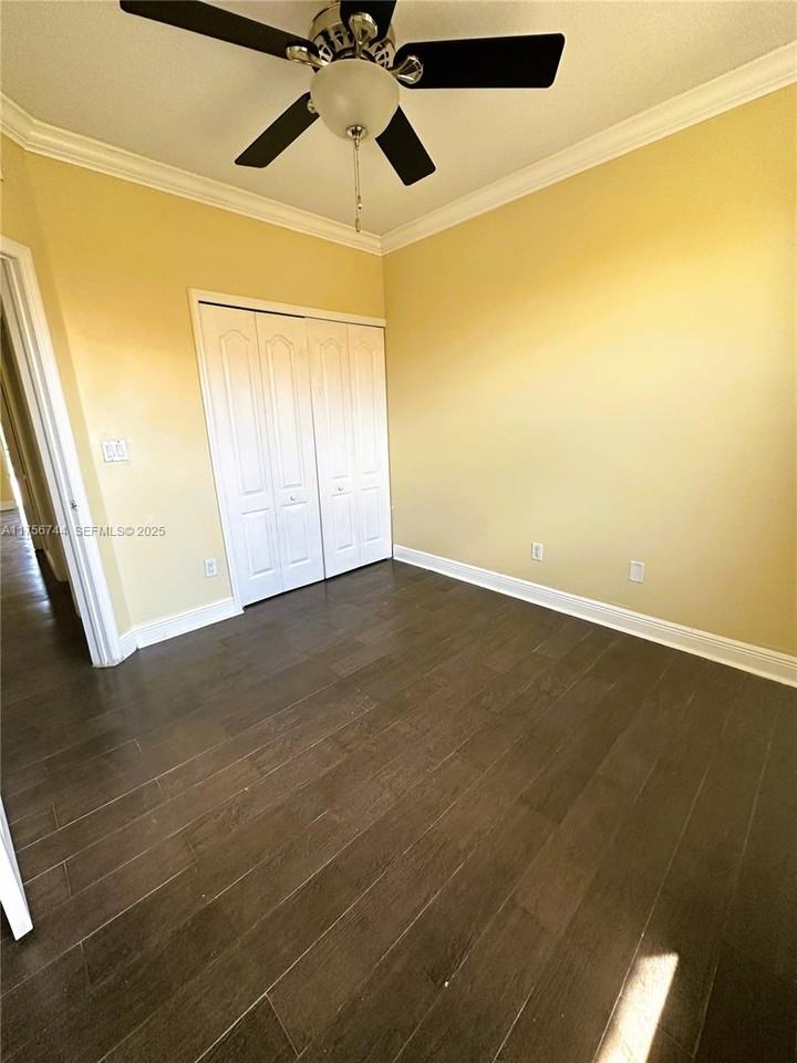 16102 Northwest 22nd Street - Photo 6 of 20