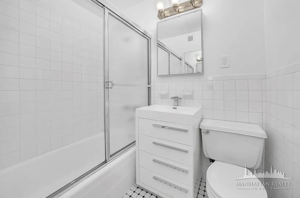 E 34th St #14H - Photo 5 of 5