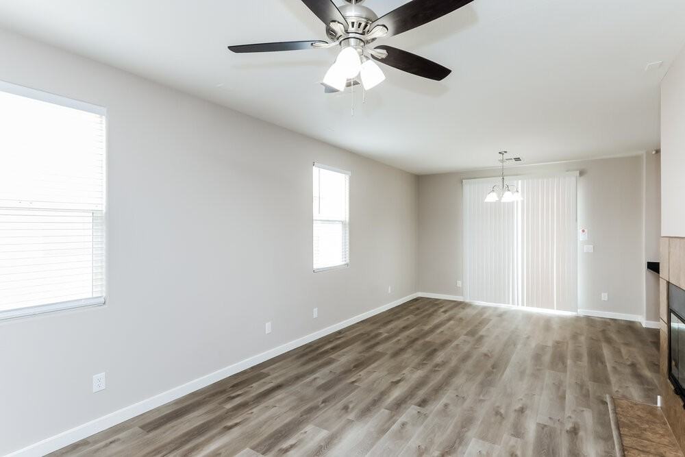 9521 Colorado Blue St - Photo 5 of 17