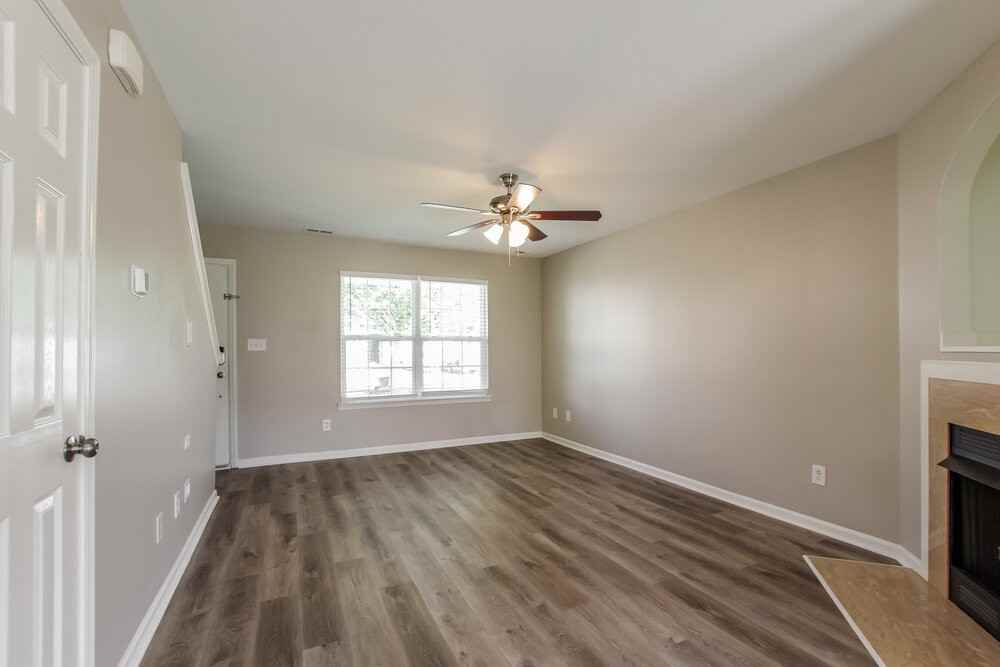 1109 Ametrine Ln - Photo 5 of 17