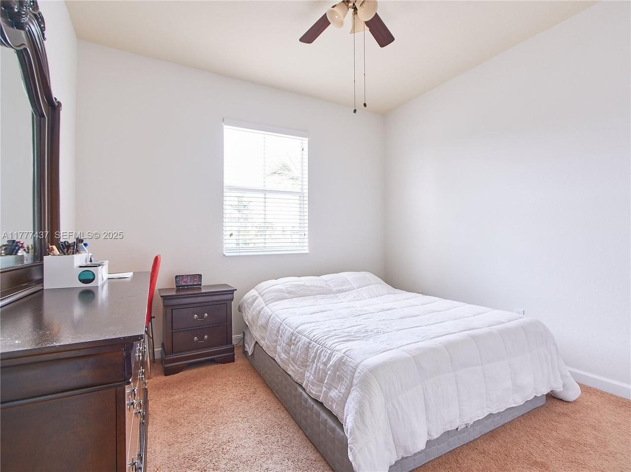 12447 Emerald Creek Manor - Photo 4 of 22