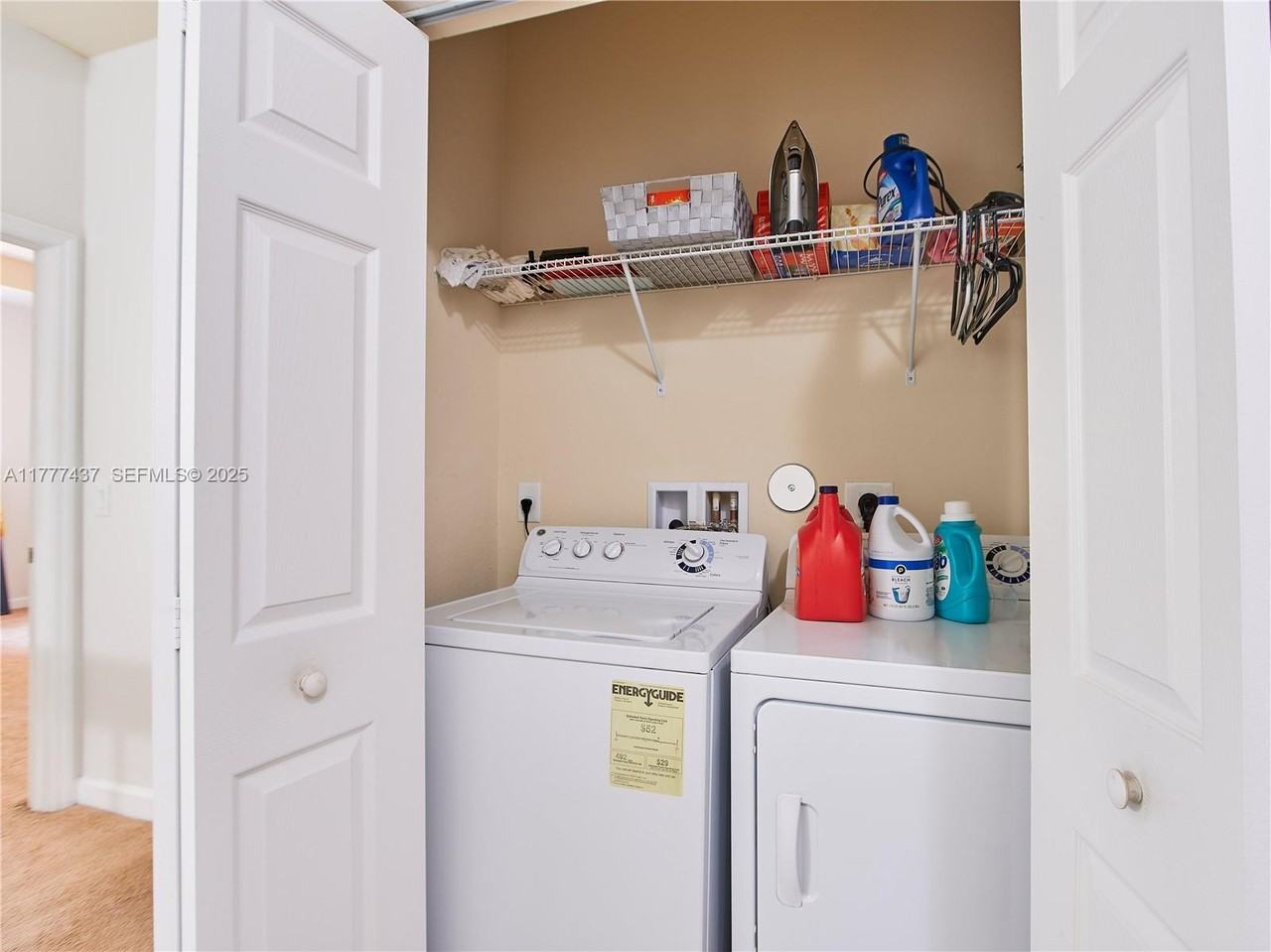 12447 Emerald Creek Manor - Photo 5 of 22