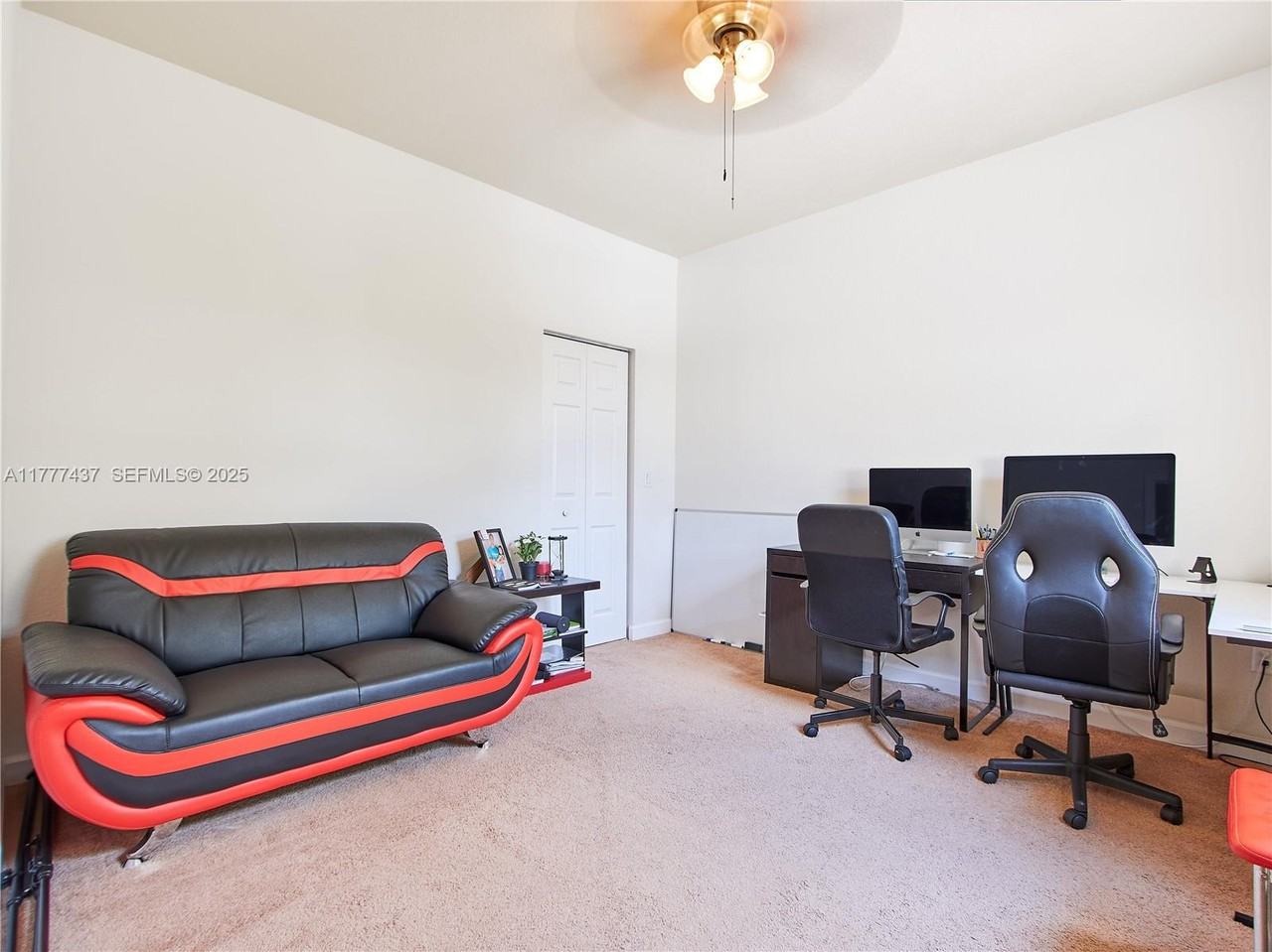 12447 Emerald Creek Manor - Photo 7 of 22