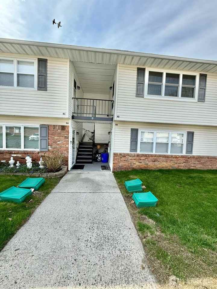 4 Texas Ct #D - Photo 2 of 15