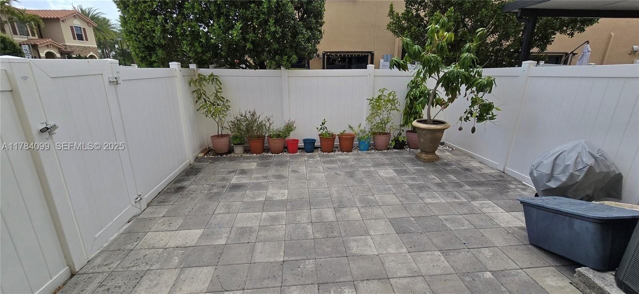 9208 West 33rd Court - Photo 3 of 29