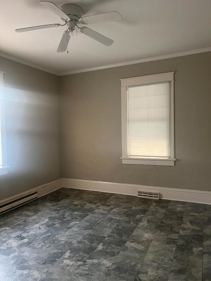 154 S Guerry St - Photo 6 of 20