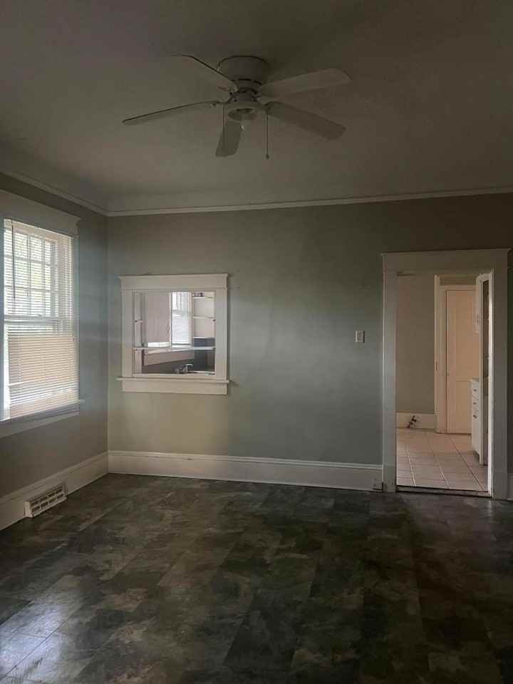 154 S Guerry St - Photo 7 of 20