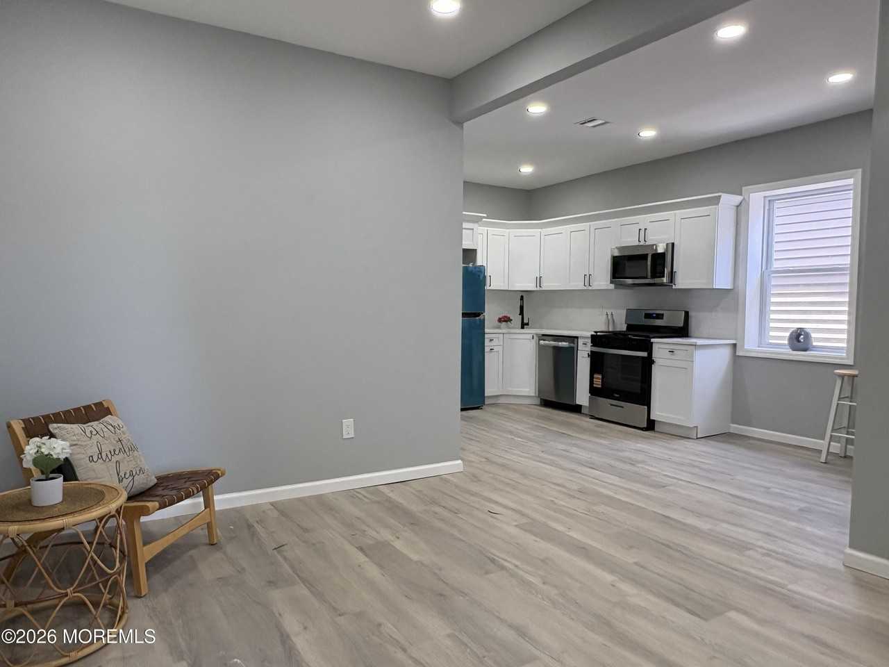 456 Harrison St #2 - Photo 4 of 15