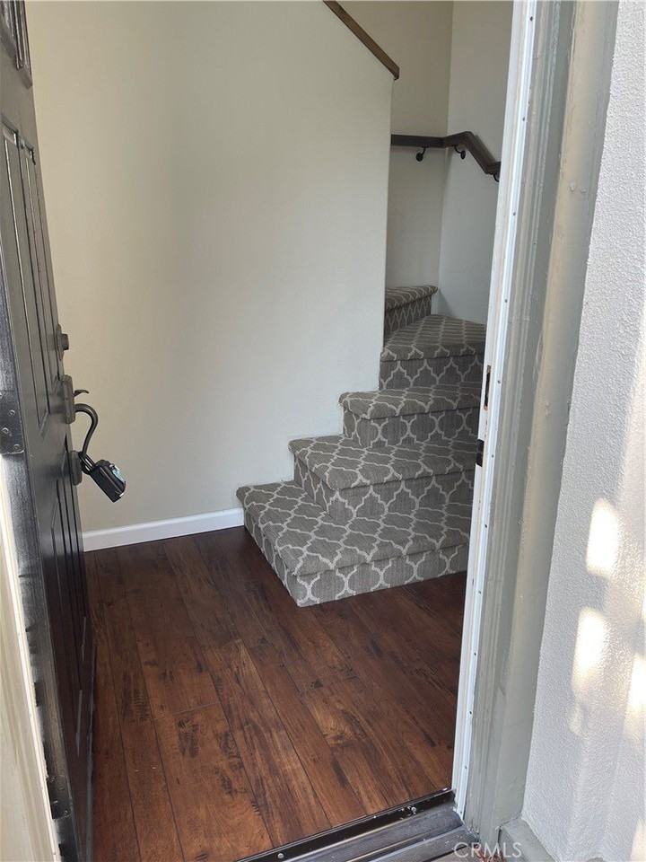 116 La Mirage Cir - Photo 6 of 33