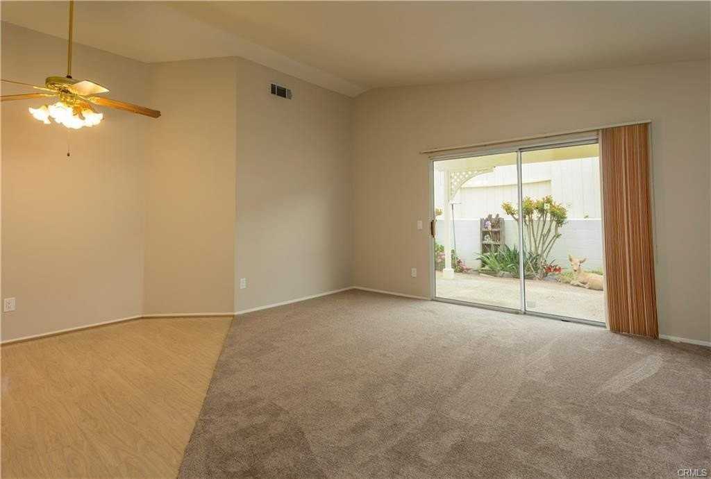 28050 Bavaria Dr - Photo 3 of 22