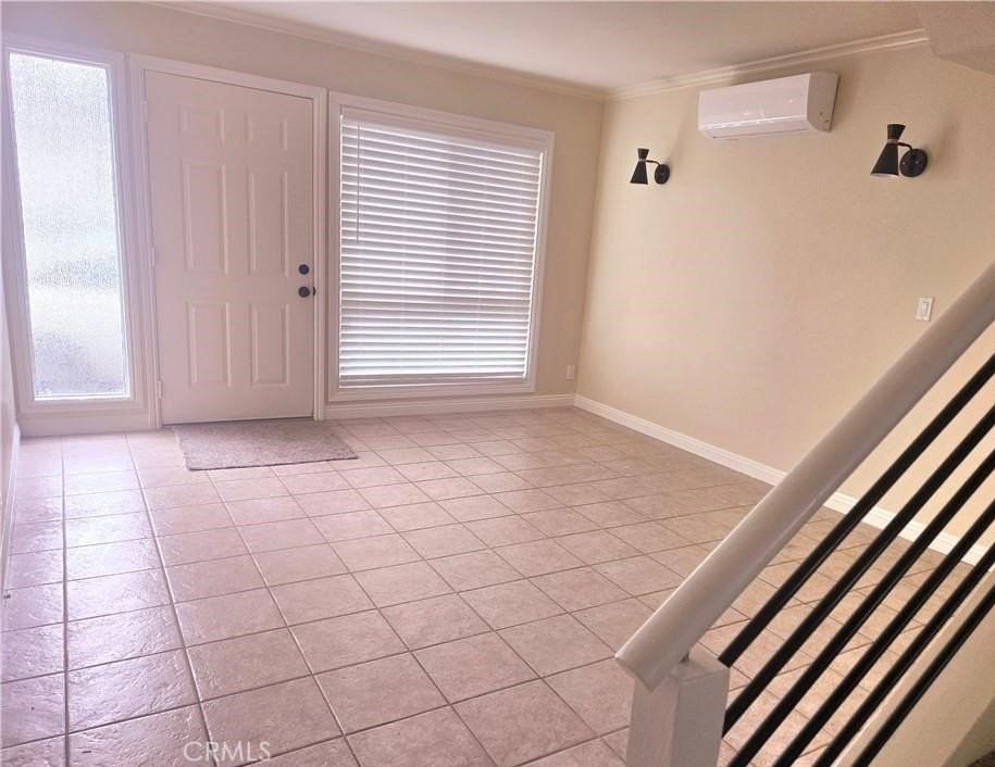 4002 Bryant Ct - Photo 4 of 23