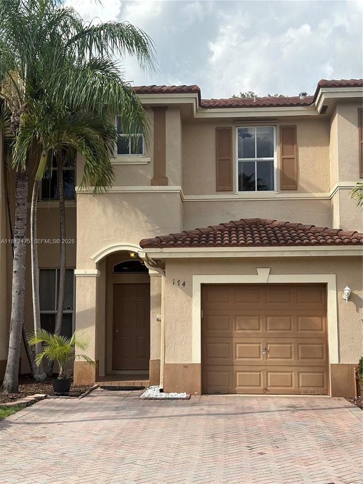 174 Riverwalk Circle - Photo 3 of 22