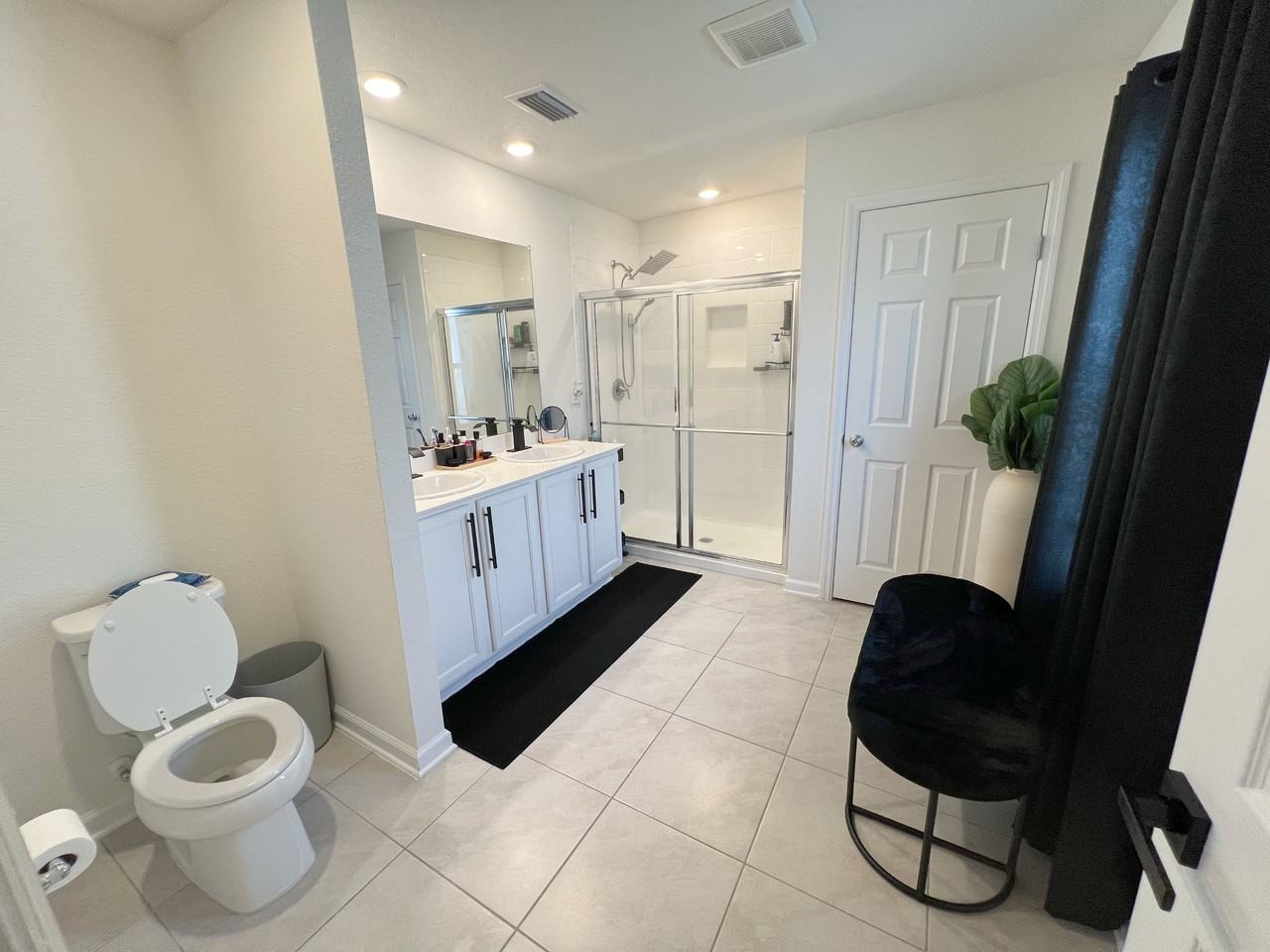 7223 Hawkes Bend St #1 - Photo 4 of 50