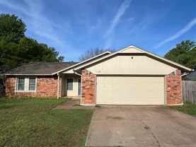 11128 S Ash St - Photo 1 of 1