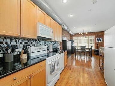 3914 N Broadway St #2A - Photo 2 of 15