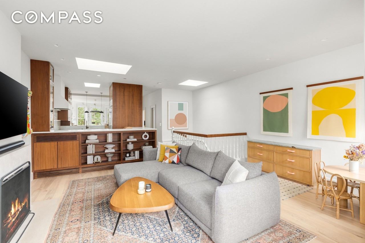 152 Underhill Ave #TH - Photo 3 of 19