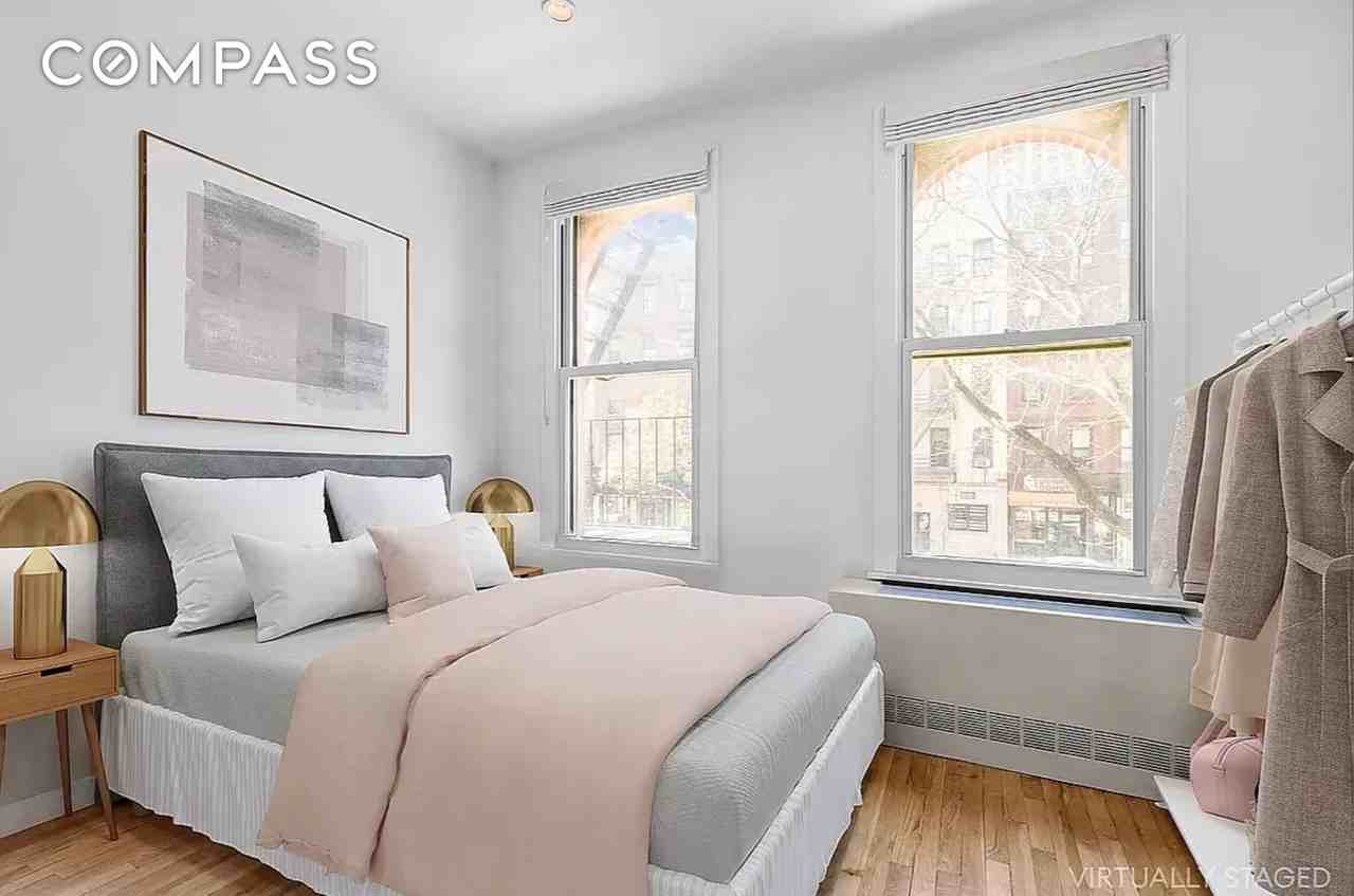 1582 York Ave #4A - Photo 2 of 8