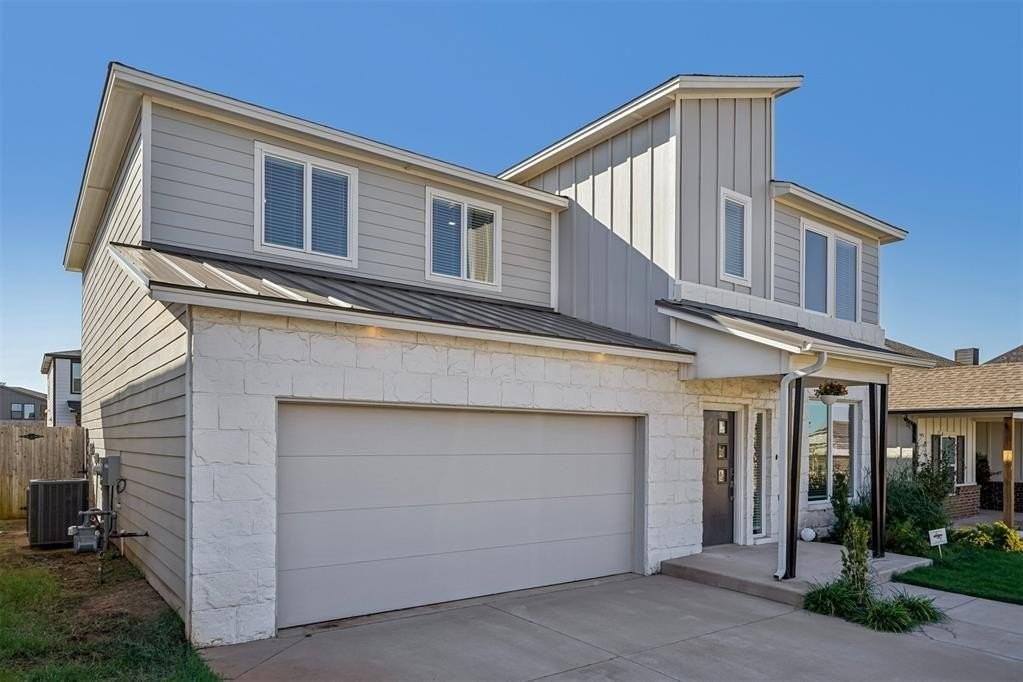 520 Nw 176th Ter - Photo 2 of 35