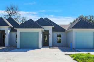 300 Avenue B #D - Photo 1 of 1