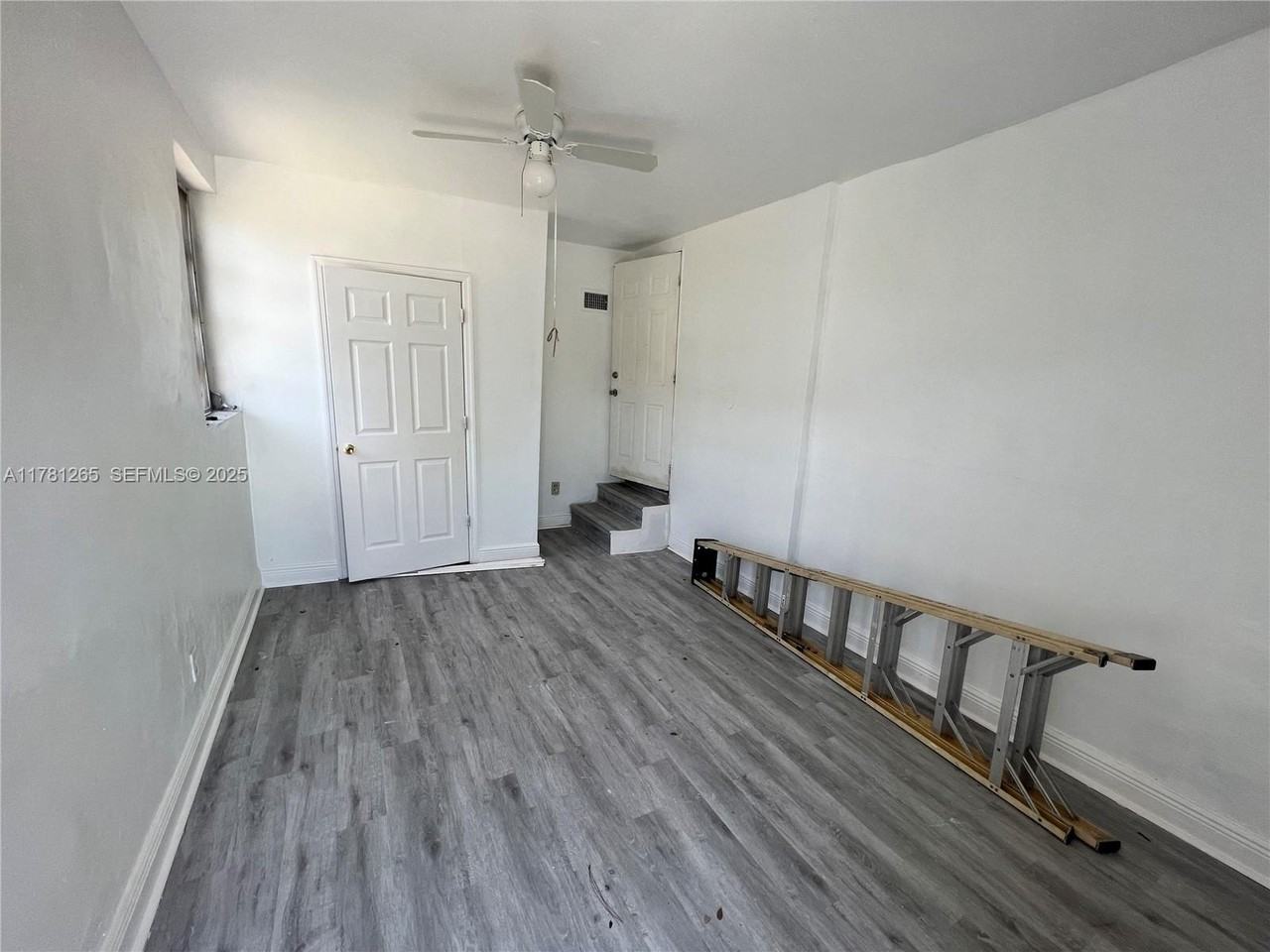 1801 Northwest 88th Street - Photo 5 of 19