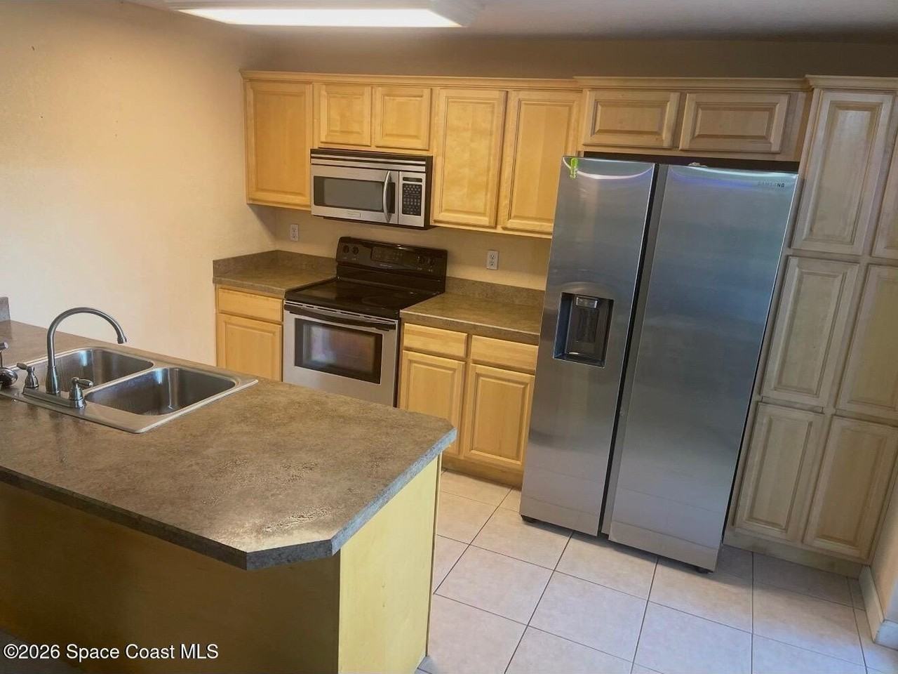 8710 Hibiscus Ct - Photo 5 of 16