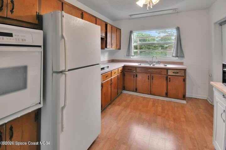 77 Georgia Ave - Photo 4 of 11