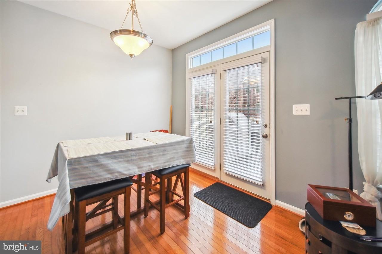 944 Hall Station Dr - Photo 5 of 17