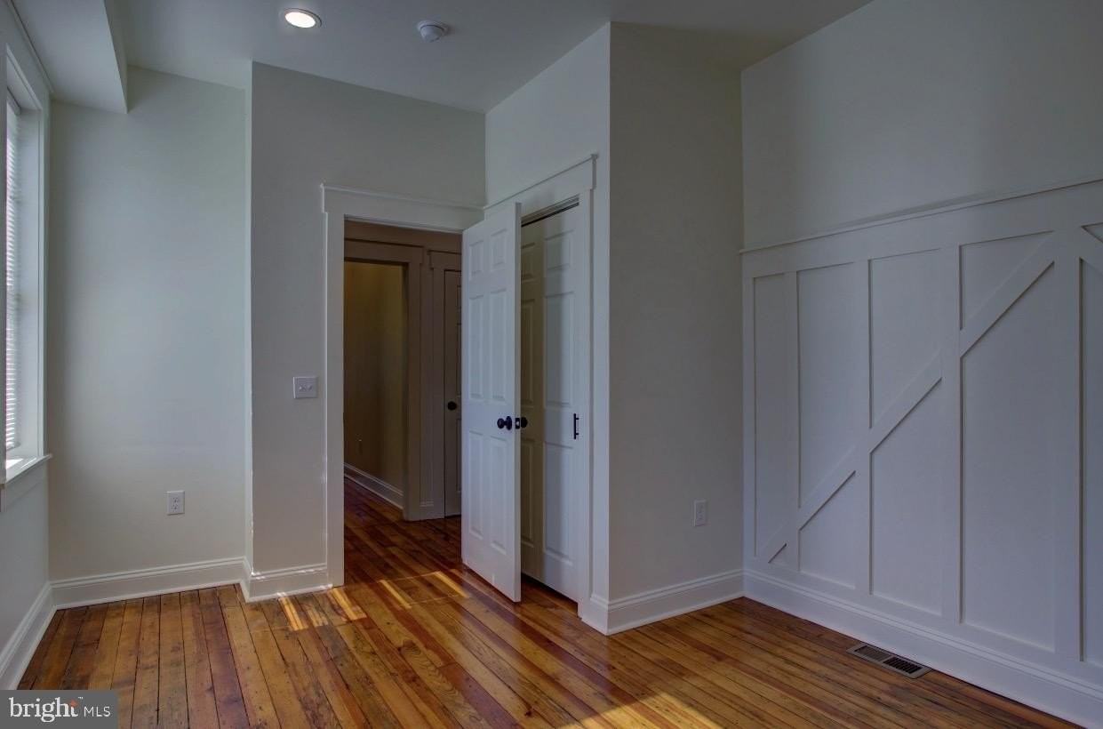 537 N Plum St - Photo 7 of 13