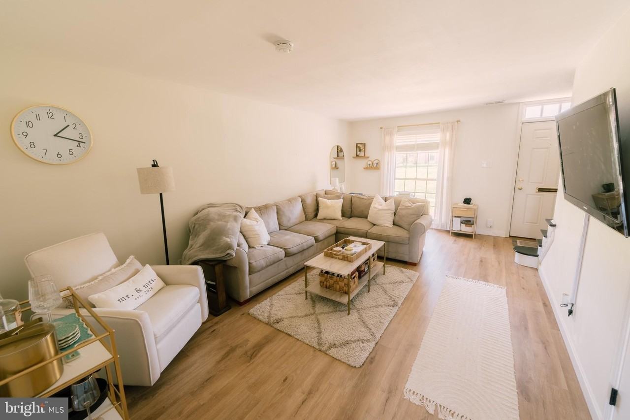 126 Albemarle Dr #L8F - Photo 4 of 15