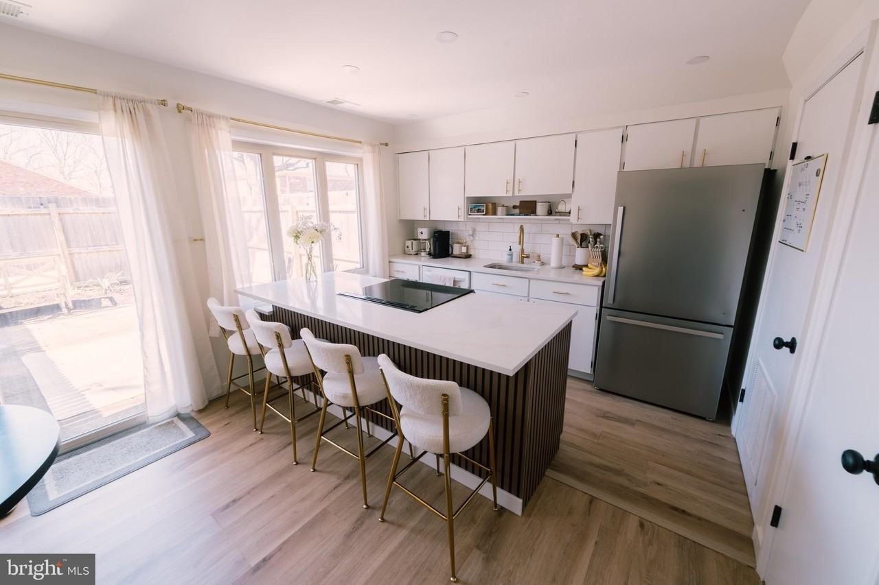 126 Albemarle Dr #L8F - Photo 6 of 15