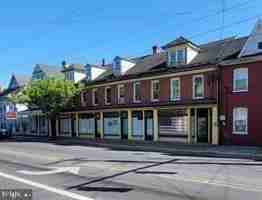 featured image of 519 W King St #3