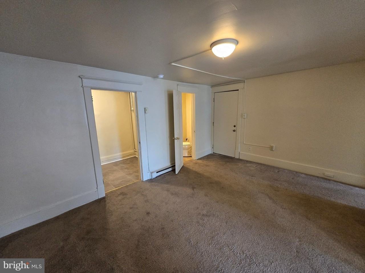 519 W King St #3 - Photo 3 of 25