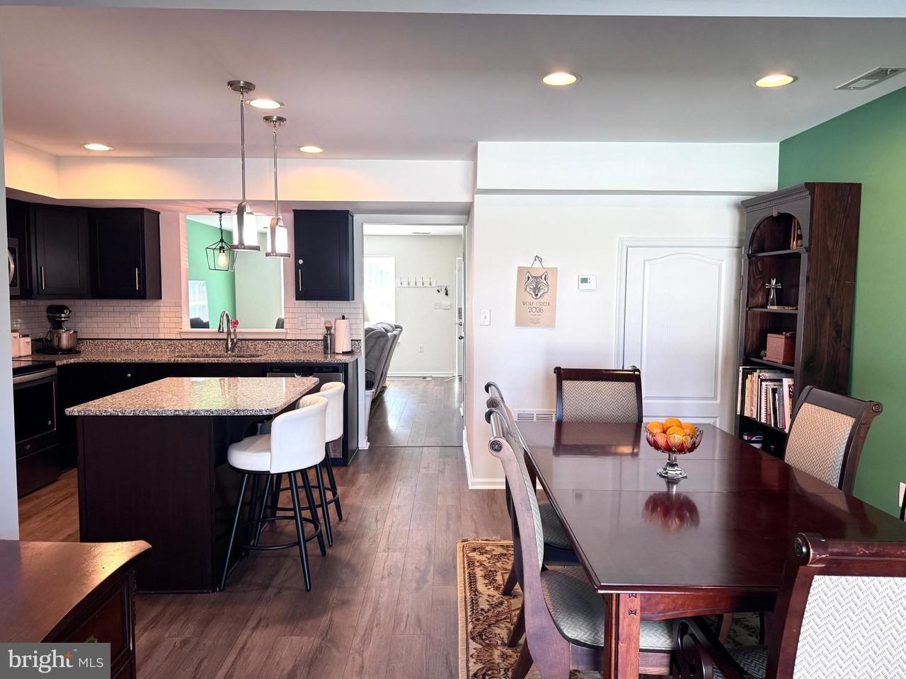 576 Thumper Dr - Photo 7 of 39