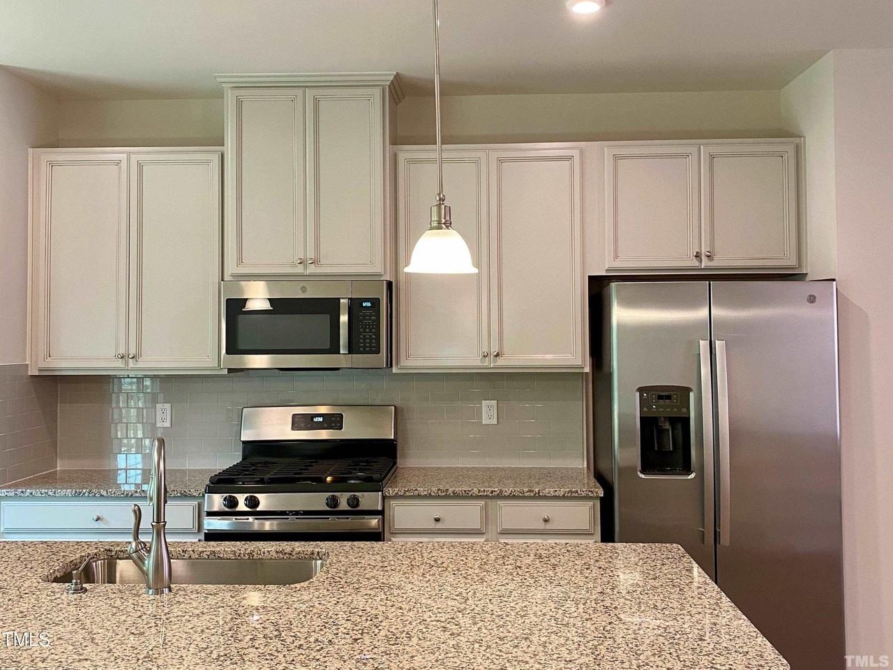 6627 Pathfinder Way - Photo 6 of 35