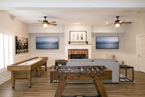 featured image of 131F Woodmont Blvd