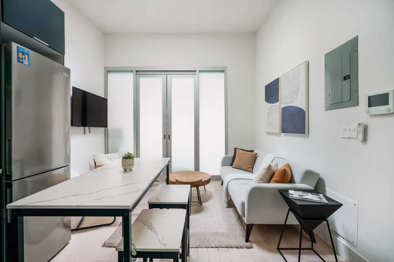 317 East 78th Street - Photo 3 of 44