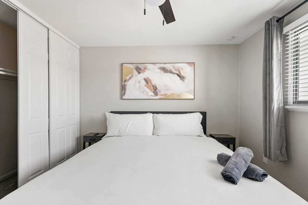 4102 W Virginia Ave #1244352P - Photo 3 of 22