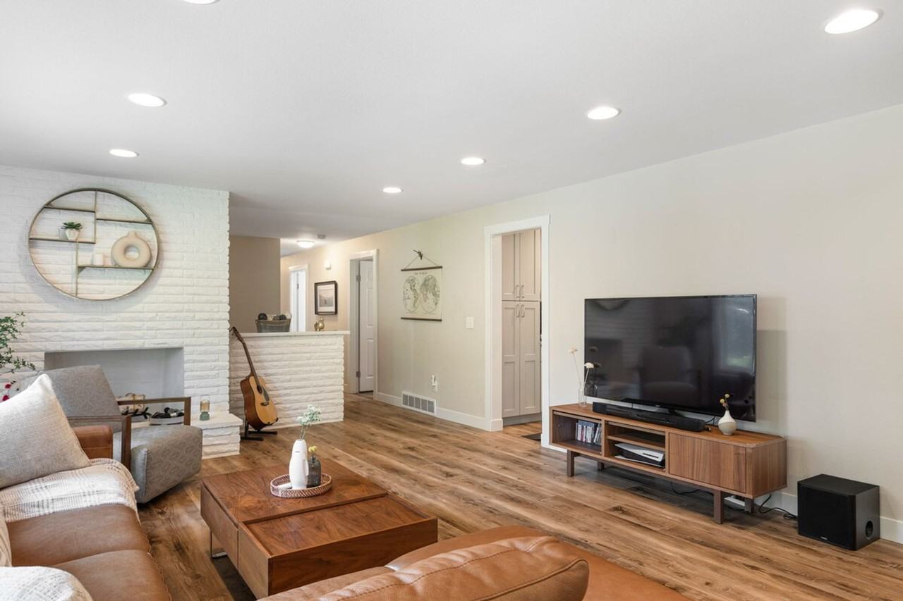 13829 Ne 74th St #1297500P - Photo 7 of 46