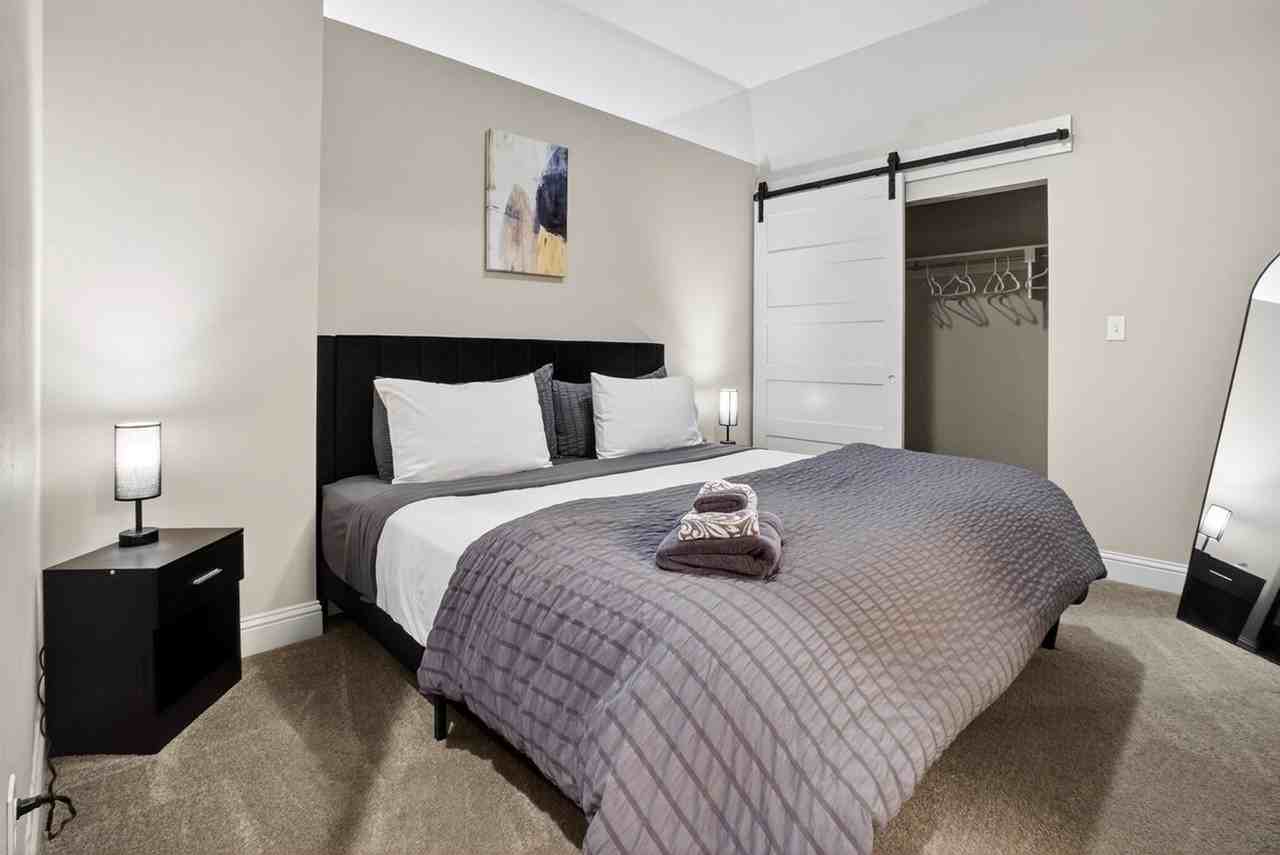 110 N Boston Ave #1317370P - Photo 7 of 24