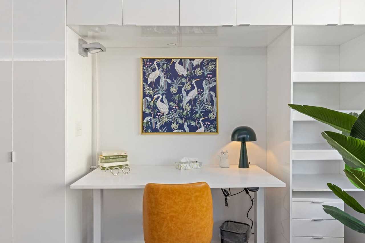 12607 Larchmere Blvd #1335760P - Photo 5 of 36